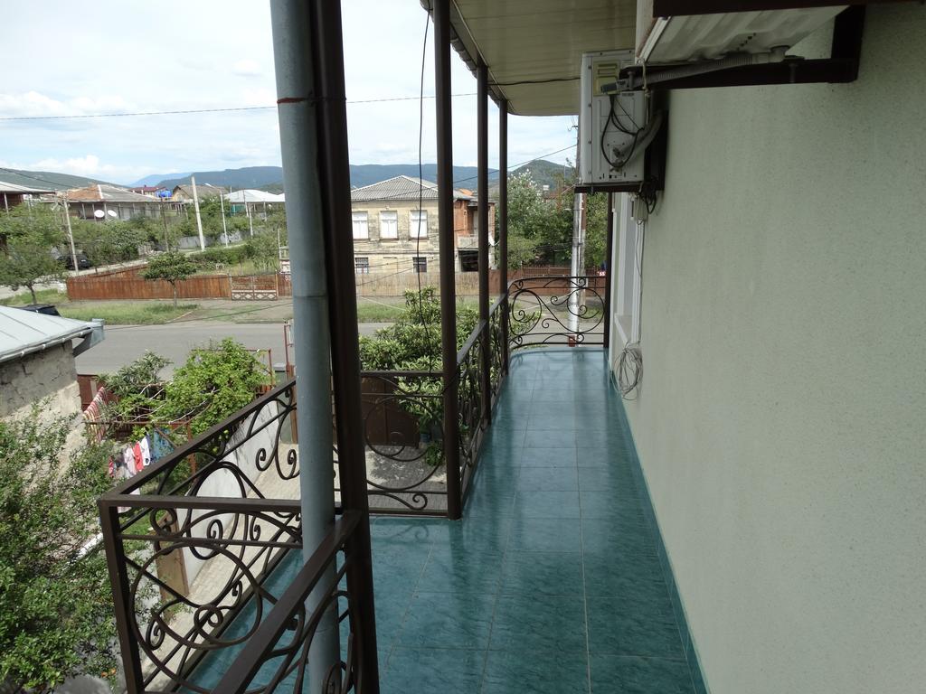 Hotel Sano Koetaisi Buitenkant foto