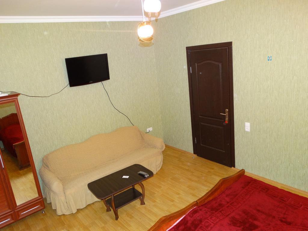 Hotel Sano Koetaisi Kamer foto