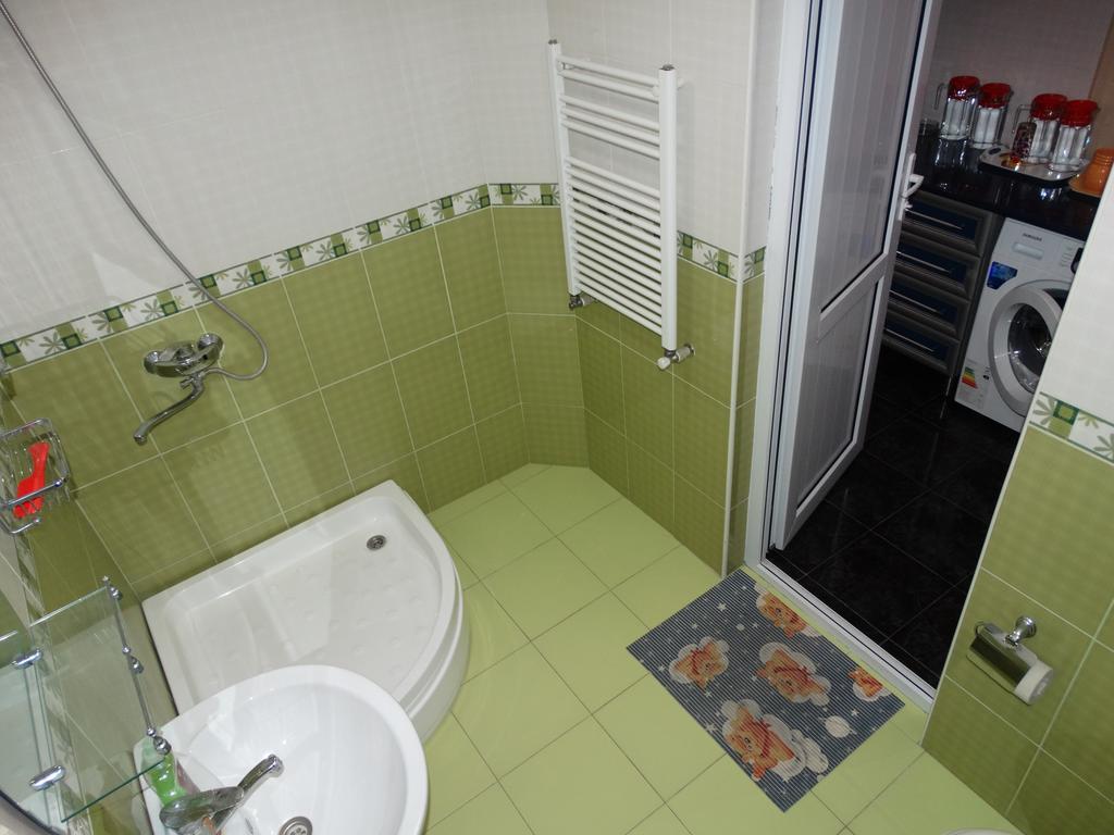 Hotel Sano Koetaisi Kamer foto